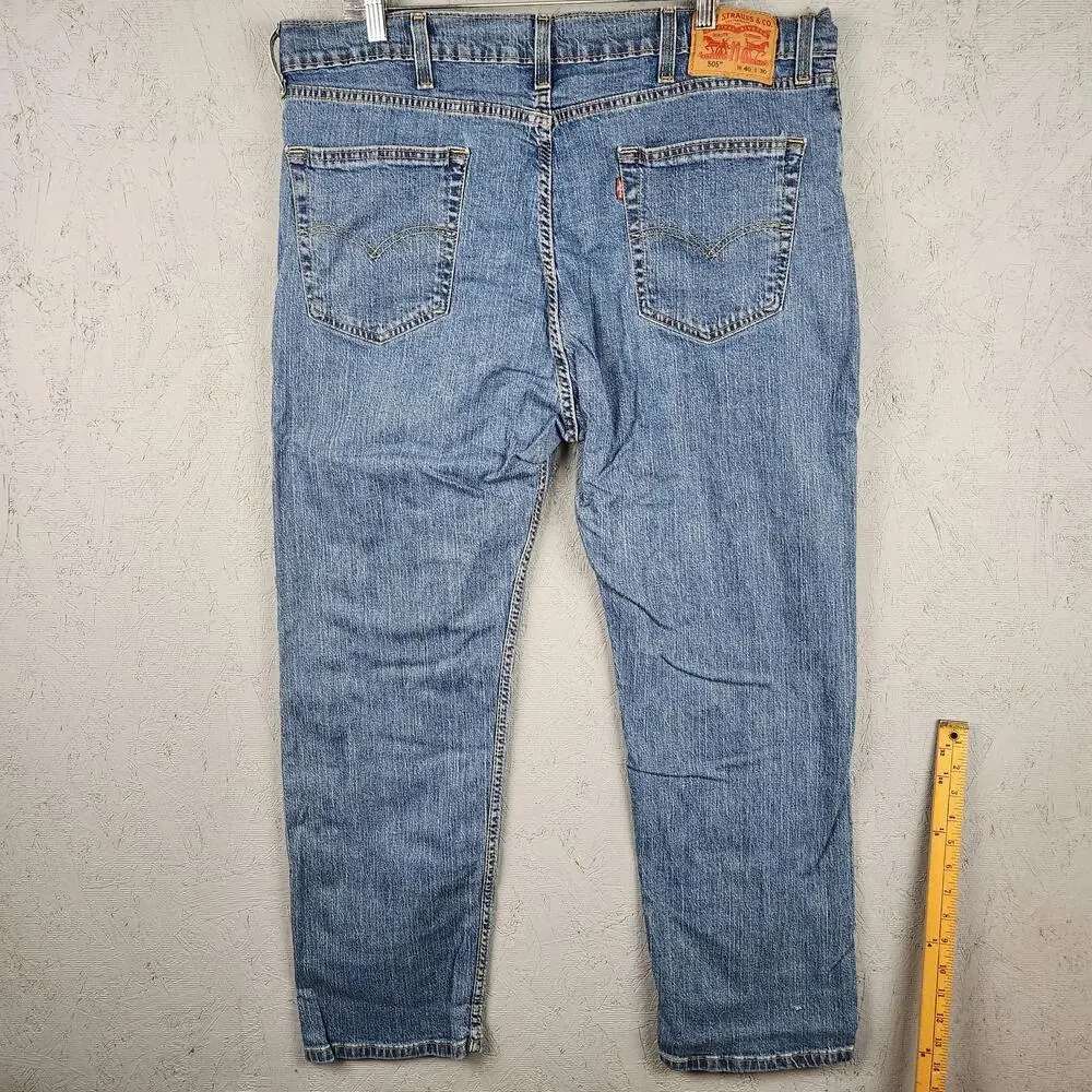 Levis measurements photos